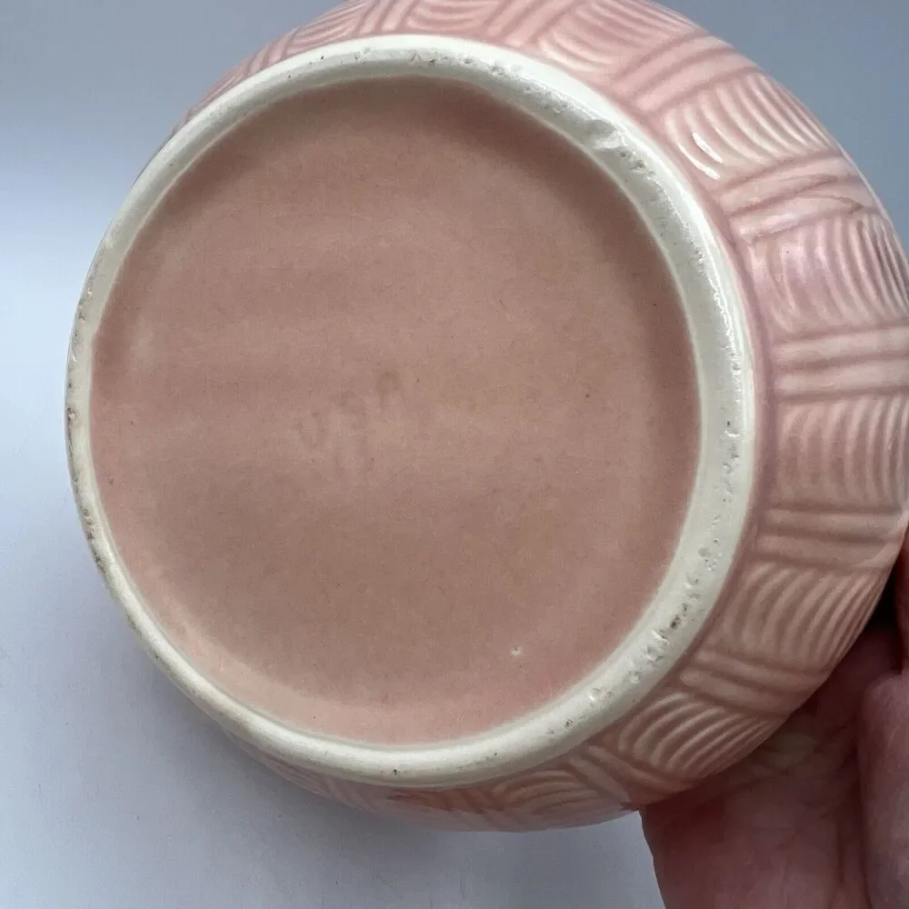 Vintage Hull Pottery Pink Quilted Bakeware Covered Casserole Dish Lid 8